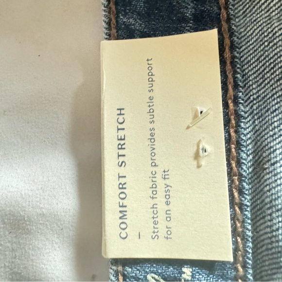 NEW universal Thread Jean Shorts size 18 Women’s button Fly Cut Off - Picture 3 of 6